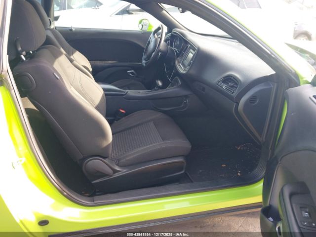 2015 DODGE CHALLENGER 2C3CDZAT5FH707781 Photo 4