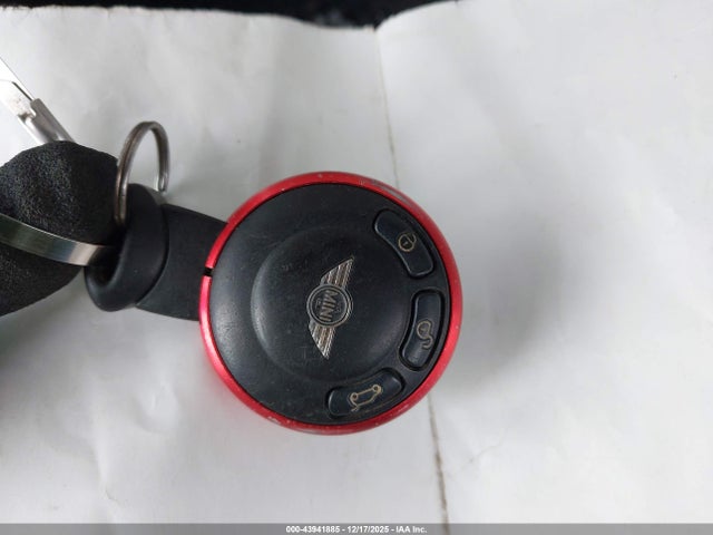 2007 MINI COOPER S WMWMF73507TL91706 Photo 10