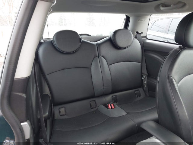 2007 MINI COOPER S WMWMF73507TL91706 Photo 7