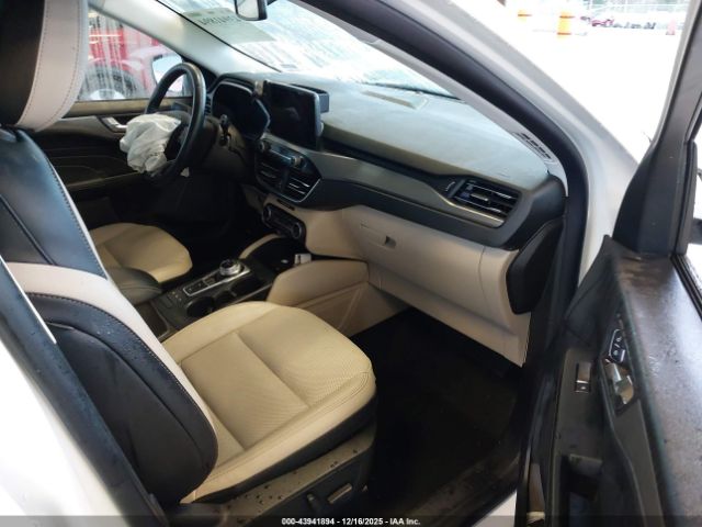 2021 FORD ESCAPE 1FMCU9DZ7MUB16787 Photo 4