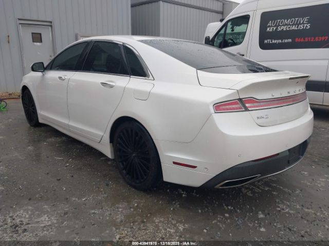 2017 LINCOLN MKZ HYBRID 3LN6L5MU2HR635336 Photo 2