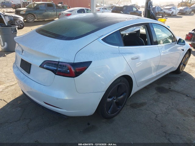 Продаж на аукціоні авто 2020 Tesla Model 3 Standard Range Plus Rear-wheel Drive/standard Range Rear-wheel Drive, vin: 5YJ3E1EA3LF804174, номер лоту: 43941978