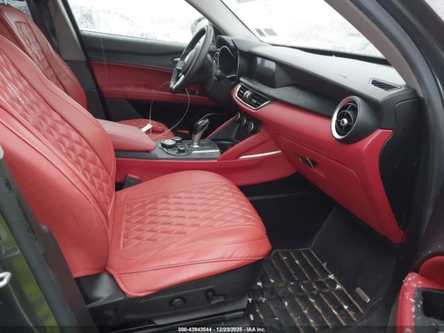 2019 ALFA ROMEO STELVIO ZASPAJAN8K7C71501 Photo 4
