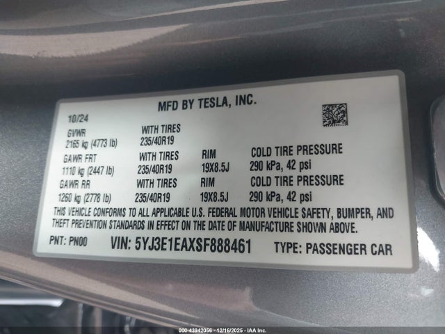 2025 TESLA MODEL 3 5YJ3E1EAXSF888461 Photo 8