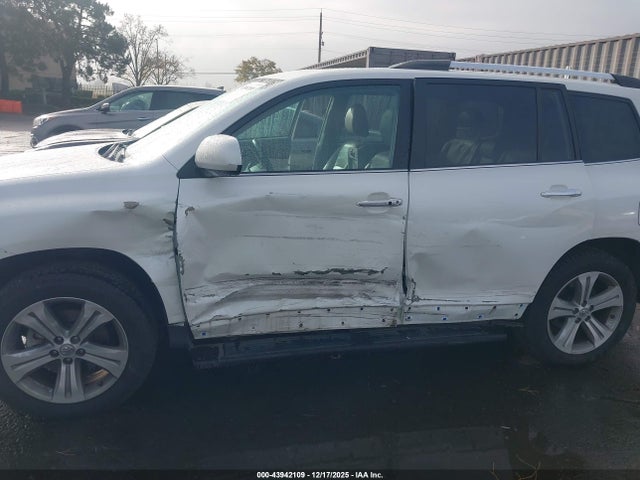 2013 TOYOTA HIGHLANDER 5TDDK3EH3DS250847 Photo 5