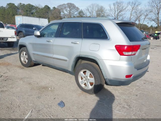 2011 JEEP GRAND CHEROKEE 1J4RS4GG1BC588000 Photo 2