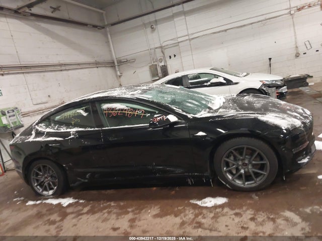 Tesla Model 3 Long Range Dual Motor All-wheel Drive 2022 5YJ3E1EB4NF178971 Image 13