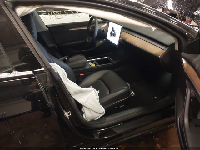 2022 TESLA MODEL 3 5YJ3E1EB4NF178971 Photo 4