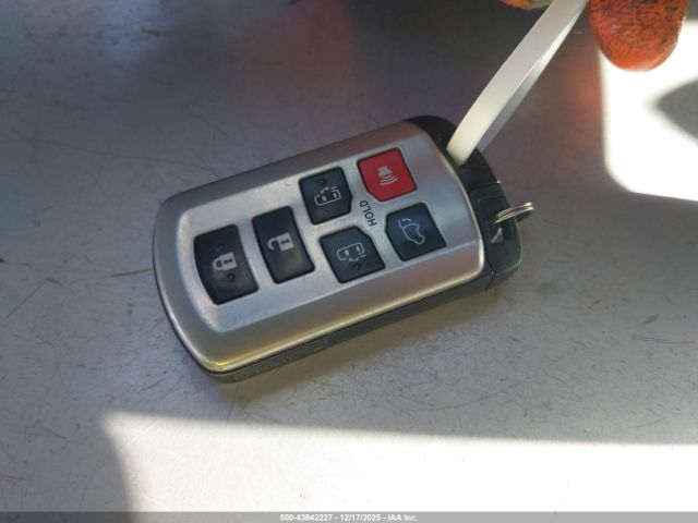 2018 TOYOTA SIENNA 5TDXZ3DC5JS965087 Photo 10