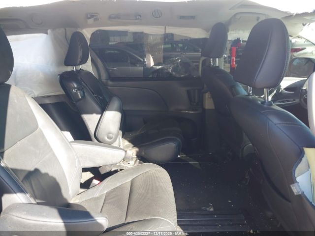2018 TOYOTA SIENNA 5TDXZ3DC5JS965087 Photo 7