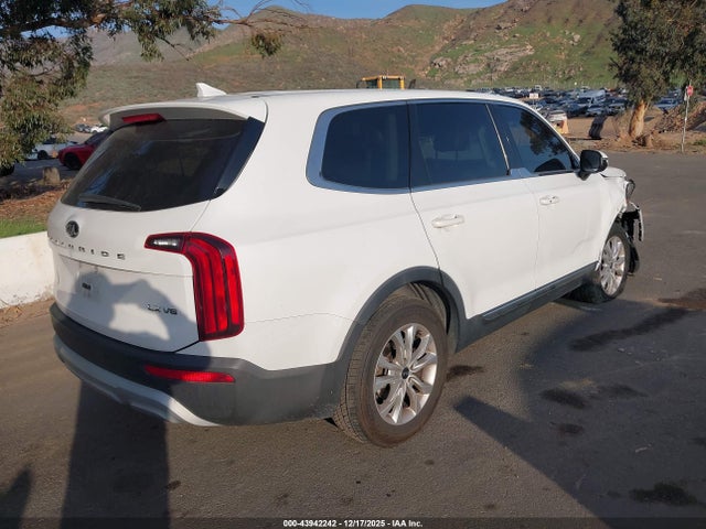 2021 KIA TELLURIDE 5XYP24HC9MG097567 Photo 3