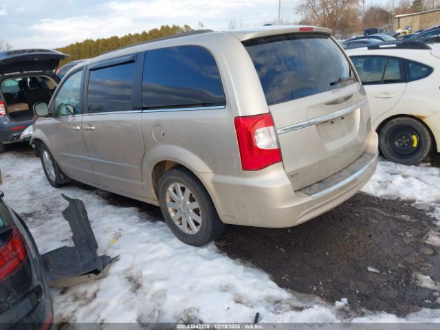 2014 CHRYSLER TOWN & COUNTRY 2C4RC1BG2ER157069 Photo 2