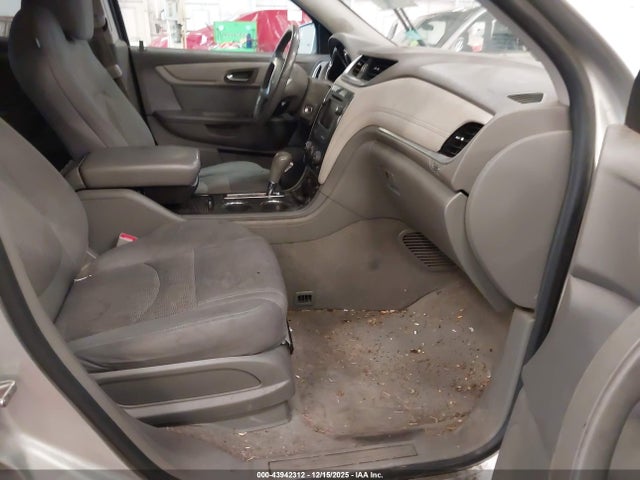 2014 CHEVROLET TRAVERSE 1GNKVGKD3EJ310249 Photo 4