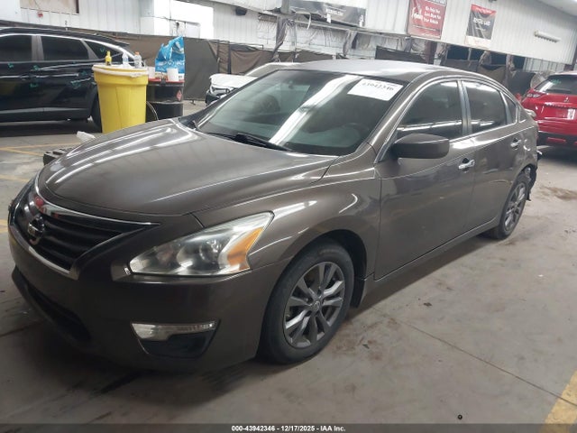 Nissan Altima 2.5 S 2015 1N4AL3AP5FC208770 Image 2