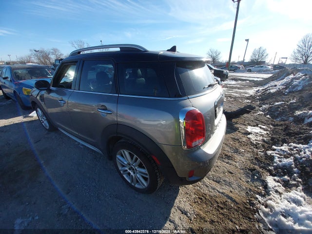 2019 MINI COUNTRYMAN WMZYS7C57K3F46618 Photo 2