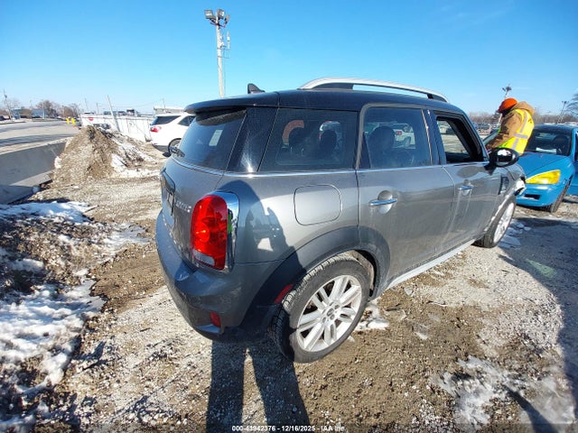 2019 MINI COUNTRYMAN WMZYS7C57K3F46618 Photo 3