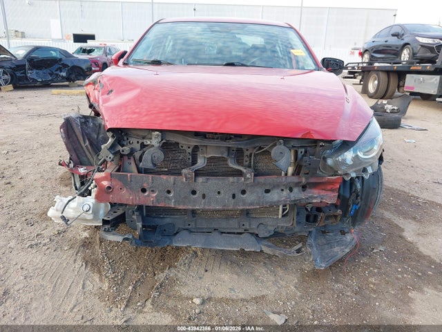 Mazda pe 2018 3MZBN1U78JM267356 Image 12