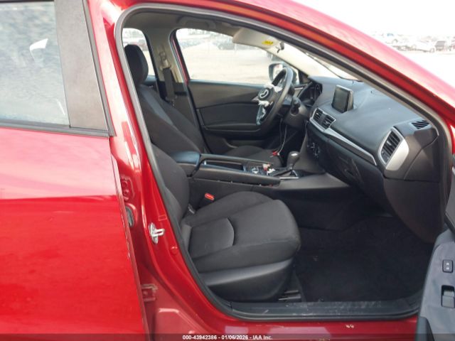 2018 MAZDA MAZDA3 3MZBN1U78JM267356 Photo 4