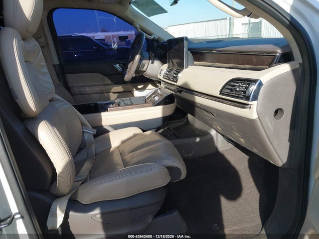 5LMJJ3LT3NEL07528 Lincoln Navigator Reserve L