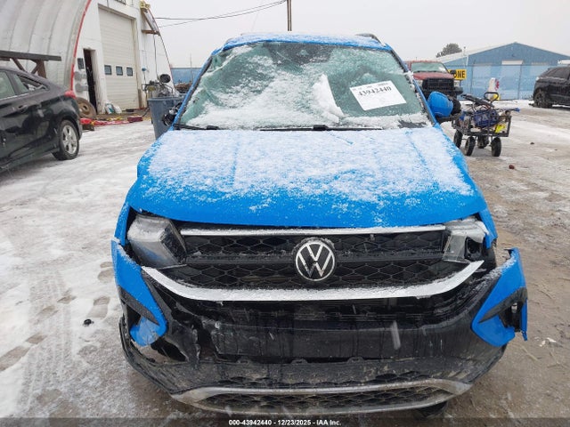 Продаж на аукціоні авто 2023 Volkswagen Taos 1.5t Se, vin: 3VVVX7B23PM362244, номер лоту: 43942440