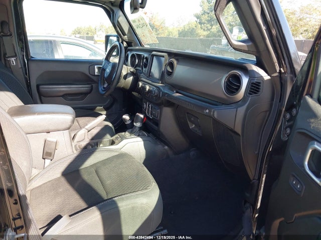 1C4HJXDN0MW738303 Jeep Wrangler Unlimited 80th Anniversary 4x4