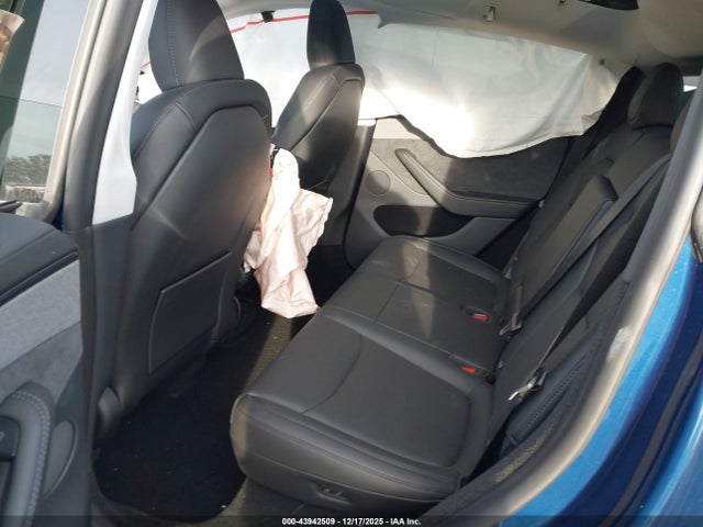 2026 TESLA MODEL Y 7SAYGDEE5TA395132 Photo 7