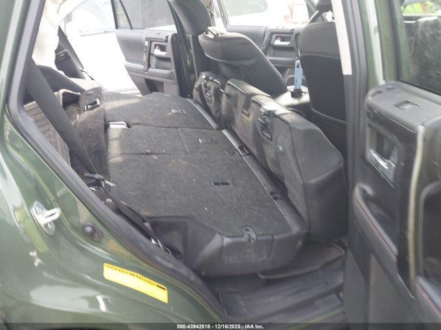 2022 TOYOTA 4RUNNER JTERU5JR1N5985601 Photo 7
