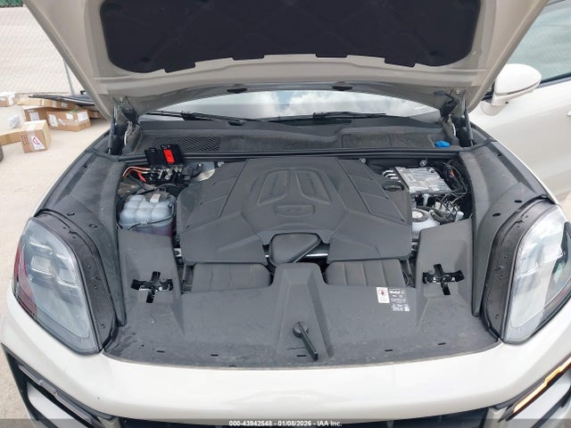 2025 PORSCHE CAYENNE E-HYBRID WP1AE2AY8SDA16138 Photo 9