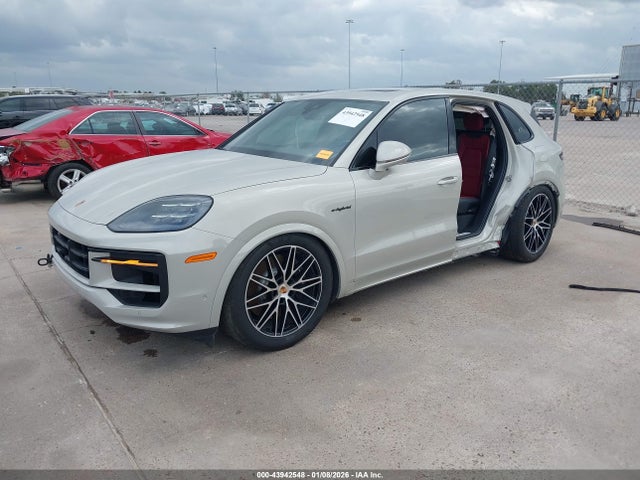 2025 PORSCHE CAYENNE E-HYBRID WP1AE2AY8SDA16138 Photo 1