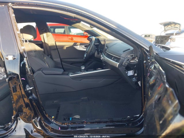 2025 AUDI A5 SPORTBACK WAUDACF58SA013964 Photo 4