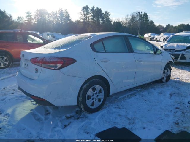 2017 KIA FORTE 3KPFK4A78HE148875 Photo 3