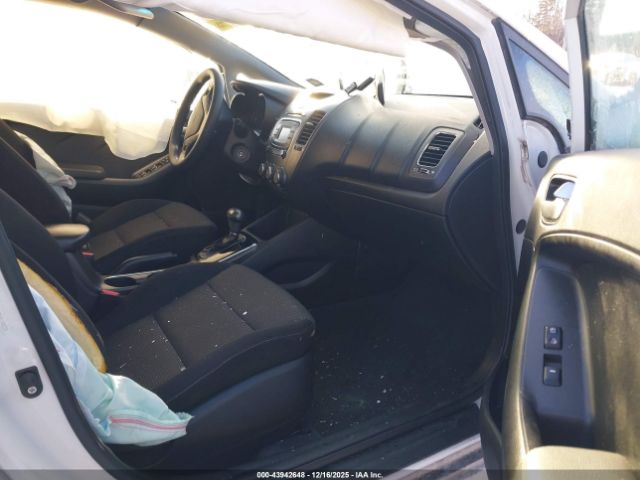 2017 KIA FORTE 3KPFK4A78HE148875 Photo 4