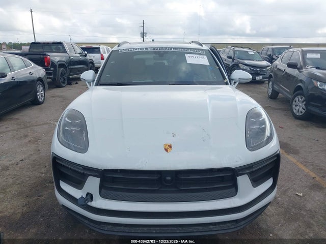 WP1AA2A5XSLB11162 Porsche Macan T