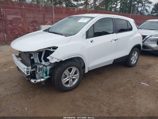 Chevrolet Trax Fwd Ls 2022 KL7CJKSM4NB526744 Image 2