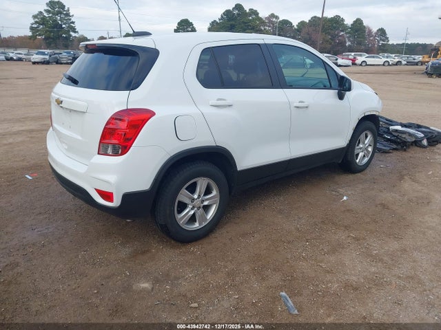 Chevrolet Trax Fwd Ls 2022 KL7CJKSM4NB526744 Image 4
