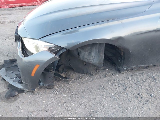 BMW 340i Xdrive 2018 WBA8B7G55JNT71275 Image 6