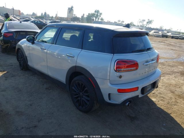 2020 MINI CLUBMAN WMWLV7C01L2L88817 Photo 2
