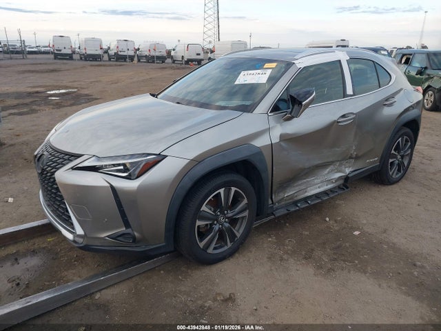 Продажа на аукционе авто 2020 Lexus Ux 250h, vin: JTHX9JBH7L2033971, номер лота: 43942848