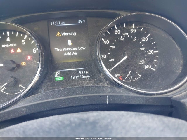 Nissan ROGUE SV 2017 KNMAT2MV7HP600823 Image 7