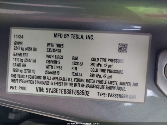2025 TESLA MODEL 3 5YJ3E1EB3SF898502 Photo 8