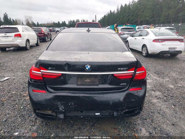 BMW 750i 2016 WBA7F2C52GG416002 Image 16