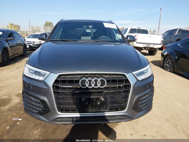 WA1JCCFSXJR009074 Audi Q3 2.0t Premium/2.0t Sport Premium