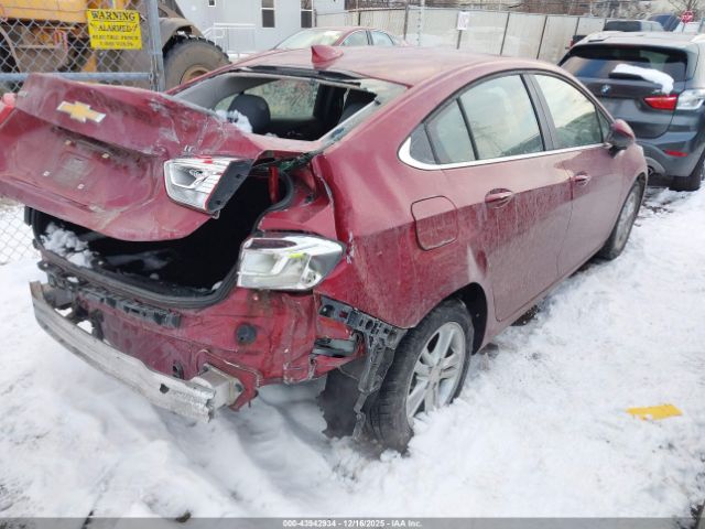 2018 CHEVROLET CRUZE 1G1BE5SMXJ7111132 Photo 3