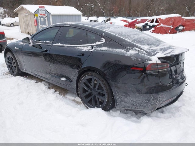 2023 TESLA MODEL S 5YJSA1E56PF518979 Photo 2