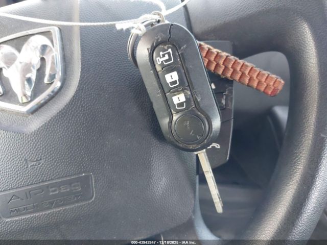 2017 RAM PROMASTER 1500 3C6TRVBG2HE551633 Photo 10