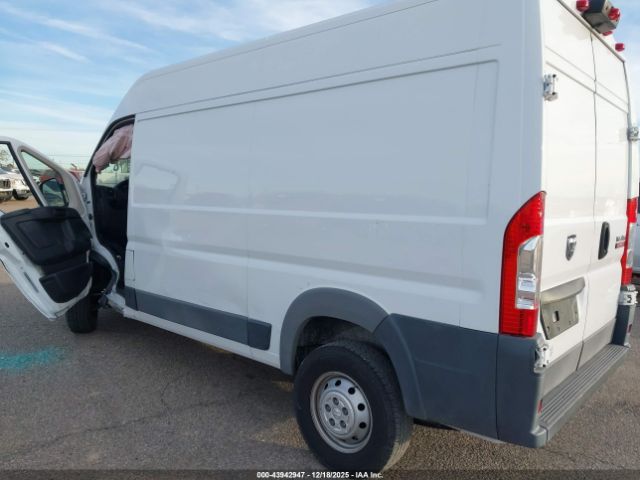 2017 RAM PROMASTER 1500 3C6TRVBG2HE551633 Photo 2