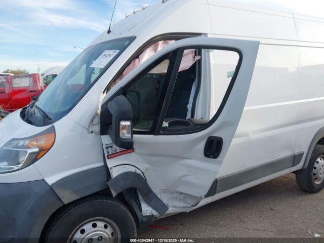 2017 RAM PROMASTER 1500 3C6TRVBG2HE551633 Photo 5