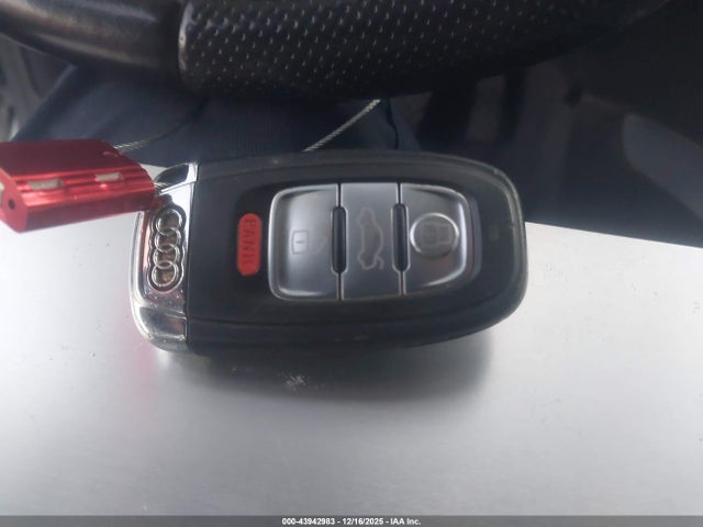 2011 AUDI A5 WAULFAFR2BA069757 Photo 10