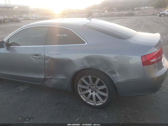 2011 AUDI A5 WAULFAFR2BA069757 Photo 5
