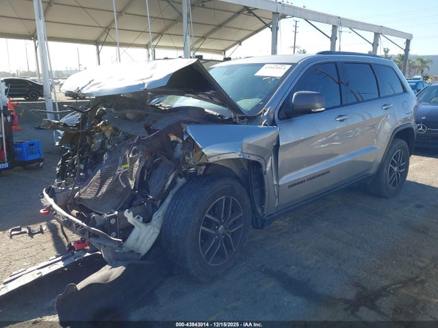 1C4RJFLG7HC946879 Jeep Grand Cherokee Trailhawk 4x4